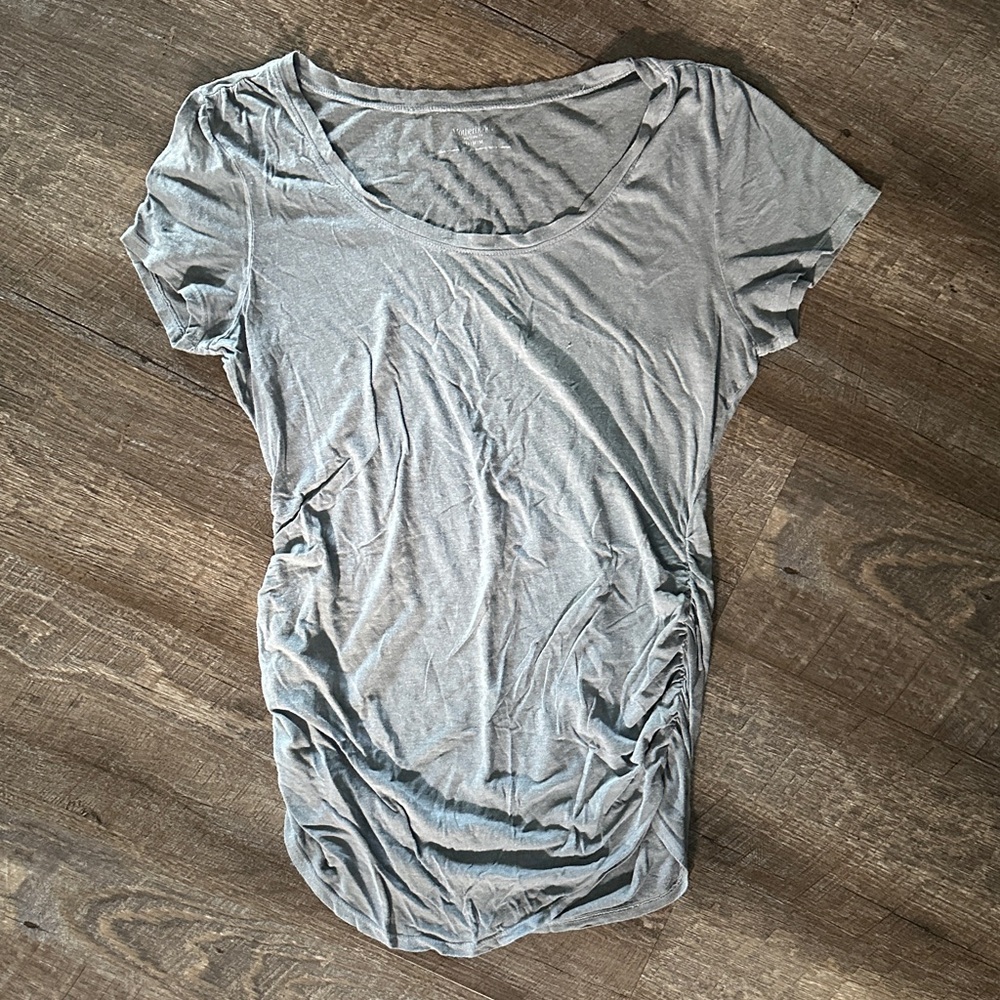Motherhood Maternity Light Gray Short Sleeve Top